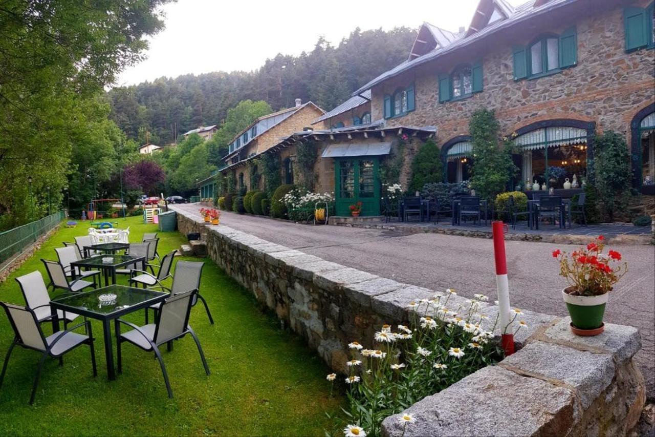 Hotel Adsera La Molina  Buitenkant foto