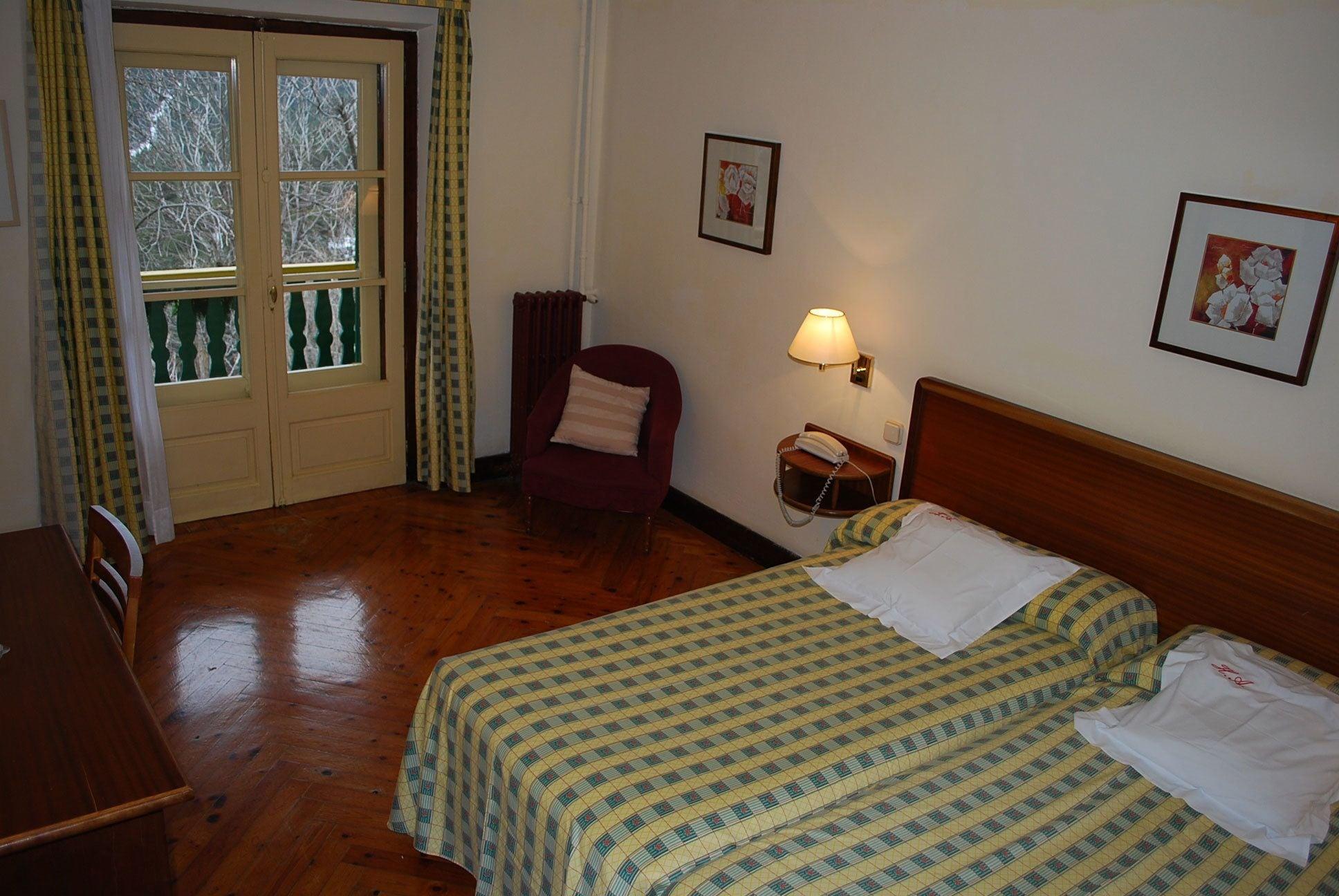 Hotel Adsera La Molina  Buitenkant foto